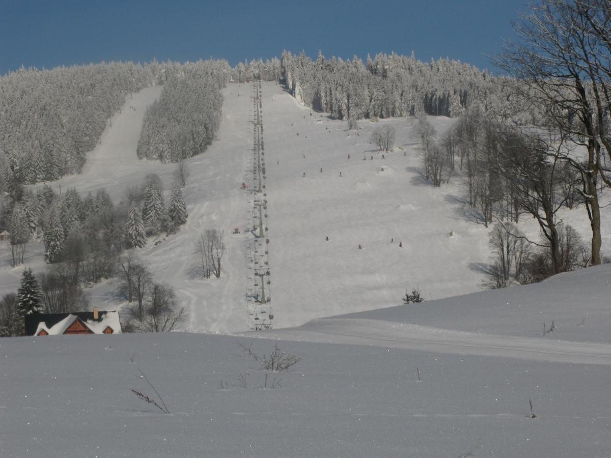 Penzion Pod Paprskem Staré Mesto Exterior foto